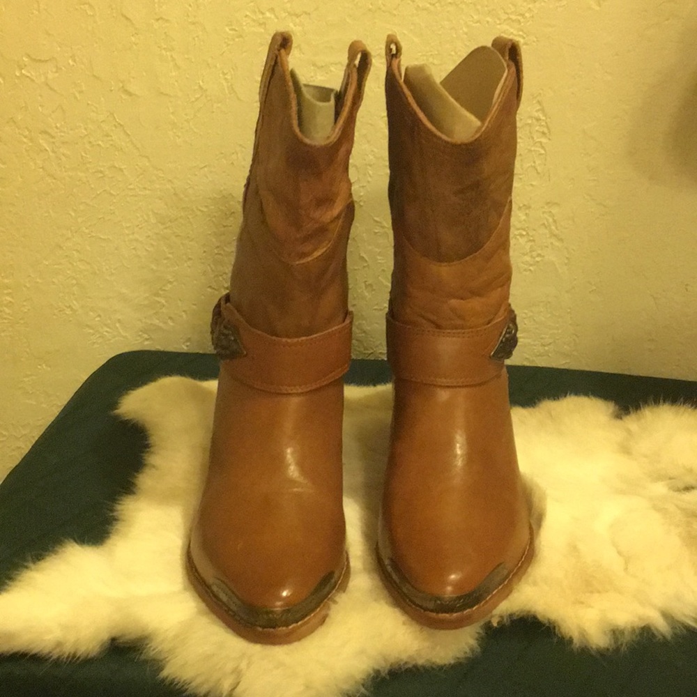 Clicks Boots Leather Light Brown NEW Women Size 5 1/2  all seasons & occasions - Picture 4 of 7